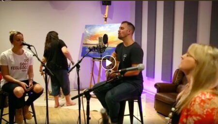 Read more about the article Live at The Ark: Online Worship Nights